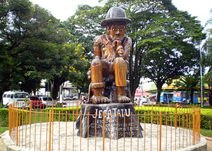 Praça Doutor Barbosa de Oliveira em Taubaté